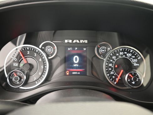 Used 2024 RAM 1500 Big Horn image 14