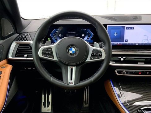 Used 2025 BMW X5 M60i image 5