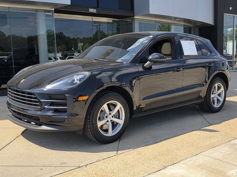 Used 2021 Porsche Macan image 1