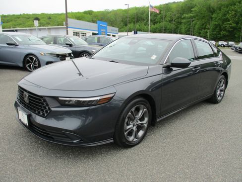 Certified 2023 Honda Accord EX image 1