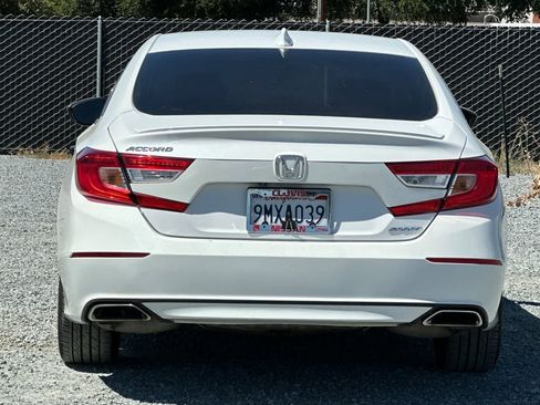 Used 2018 Honda Accord Sport image 8