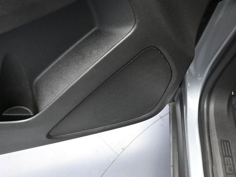 Used 2023 Chevrolet Equinox LS FWD image 14