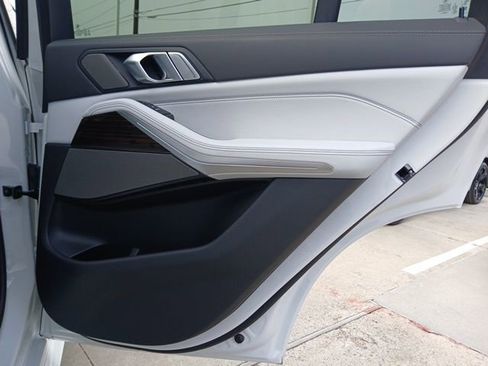 New 2026 BMW X5 sDrive40i RWD image 11