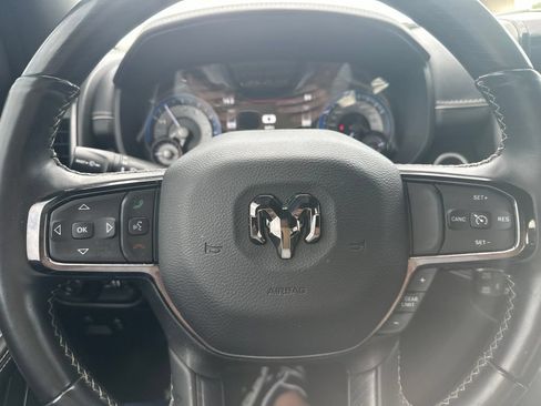 Used 2022 RAM 1500 Limited w/ Body-Colour Bumper Group AWD/4WD image 13