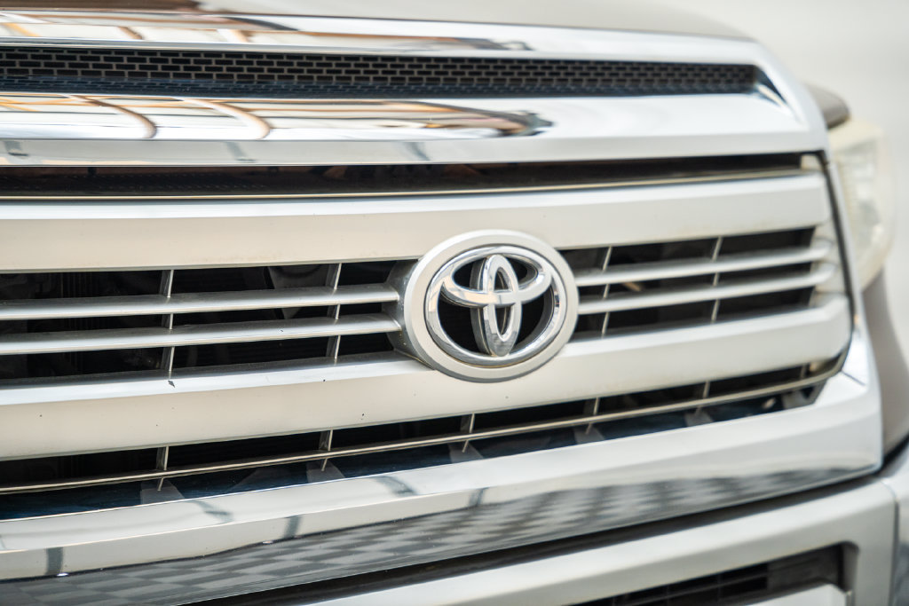 Used 2014 Toyota Tundra 1794 Edition AWD/4WD image 12