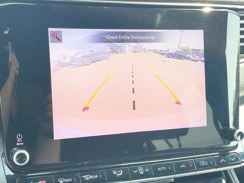 Used 2024 Jeep Wagoneer L Series II RWD image 61