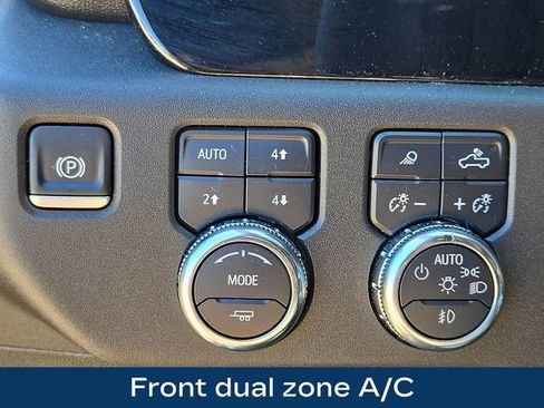 Used 2025 GMC Sierra 1500 Elevation w/ Elevation Premium Package AWD/4WD image 12