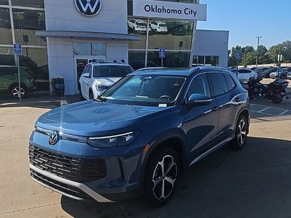 New 2025 Volkswagen Tiguan SE