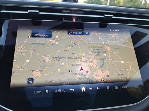 New 2026 Mercedes-Benz E 350 4MATIC Sedan image 24