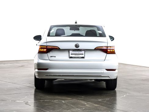 Used 2019 Volkswagen Jetta S image 4