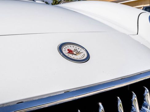 Used 2004 Chevrolet Corvette Convertible w/ Preferred Equipment Group image 65