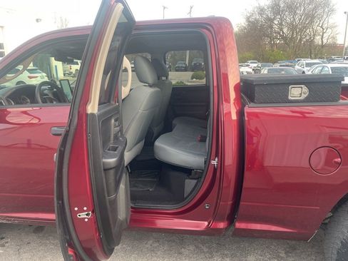 Used 2019 RAM 1500 Express image 10