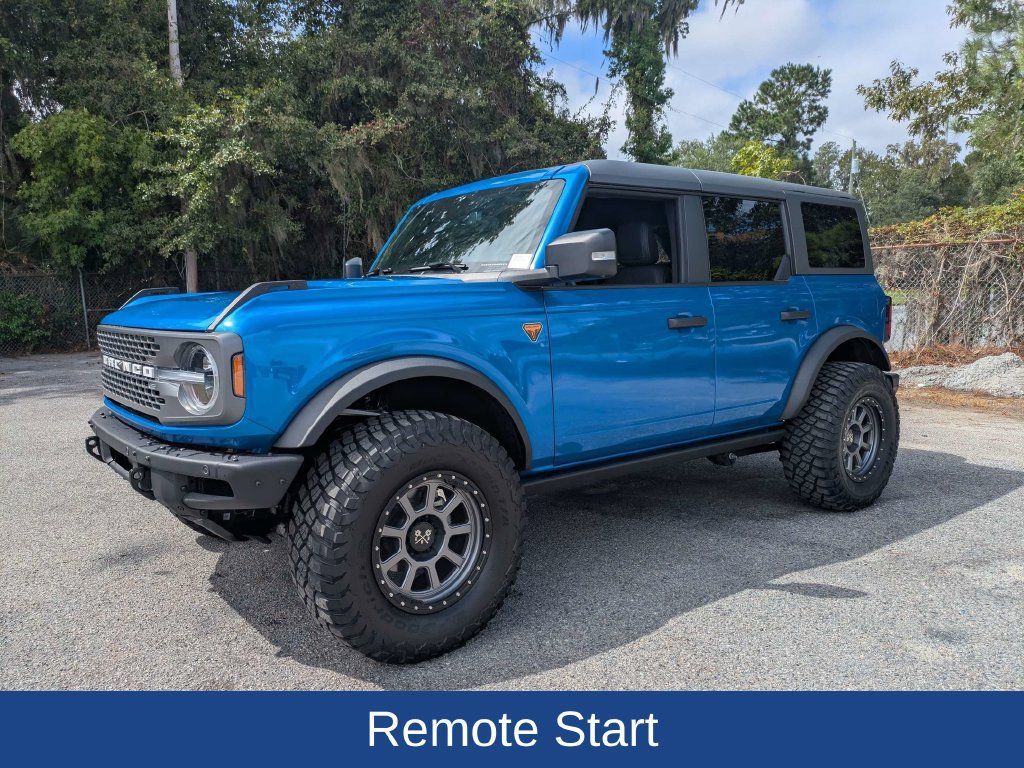 Used 2025 Ford Bronco Badlands AWD/4WD image 8