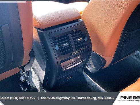 Used 2023 BMW X3 sDrive30i w/ Premium Package image 23