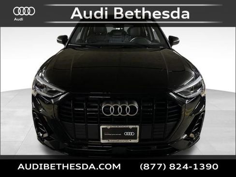 Certified 2025 Audi Q3 2.0T Premium w/ Black Optic Sport Package image 2