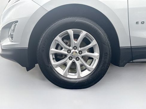 Used 2020 Chevrolet Equinox LT AWD/4WD image 36