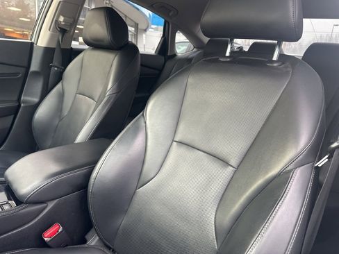 Used 2023 Honda Accord Touring image 11