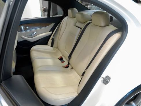 Used 2018 Mercedes-Benz E 300 image 45