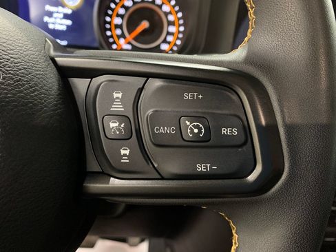 Used 2024 Jeep Wrangler Unlimited Sport AWD/4WD image 11