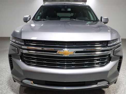 Used 2021 Chevrolet Tahoe LT w/ Rear Media and Nav Package image 4