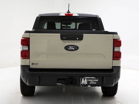 New 2025 Ford Maverick Lariat w/ Black Appearance Package image 9