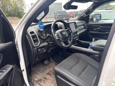 Used 2019 RAM 1500 Big Horn AWD/4WD image 12