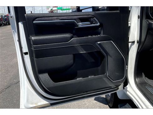 Used 2024 Chevrolet Silverado 3500 LTZ image 24