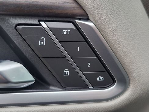 New 2026 GMC Sierra 1500 SLT w/ SLT Premium Package image 17