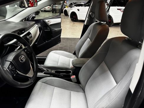 Used 2016 Toyota Corolla LE FWD image 34