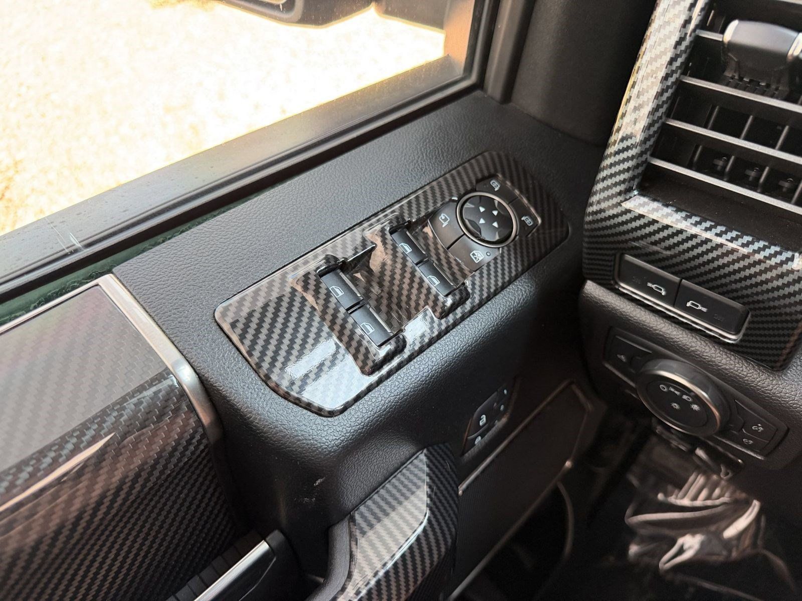 Used 2018 Ford F150 Raptor w/ Equipment Group 802A Luxury AWD/4WD image 15