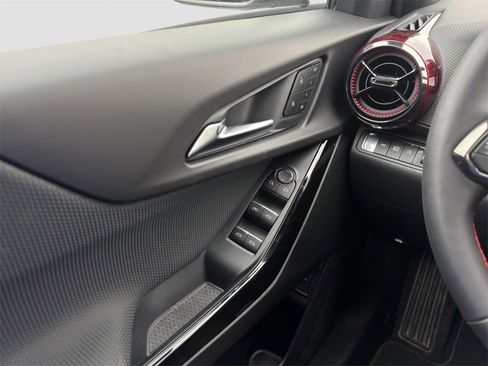 New 2026 Chevrolet Equinox RS image 12