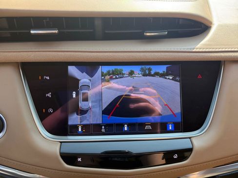 Used 2023 Cadillac XT5 Sportv w/ Platinum Package AWD/4WD image 19