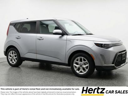 Used 2025 Kia Soul LX w/ LX Technology Package