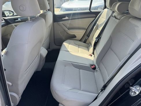 Used 2019 Volkswagen Golf S FWD image 32