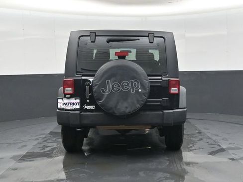 Used 2014 Jeep Wrangler Sport w/ Connectivity Group AWD/4WD image 5