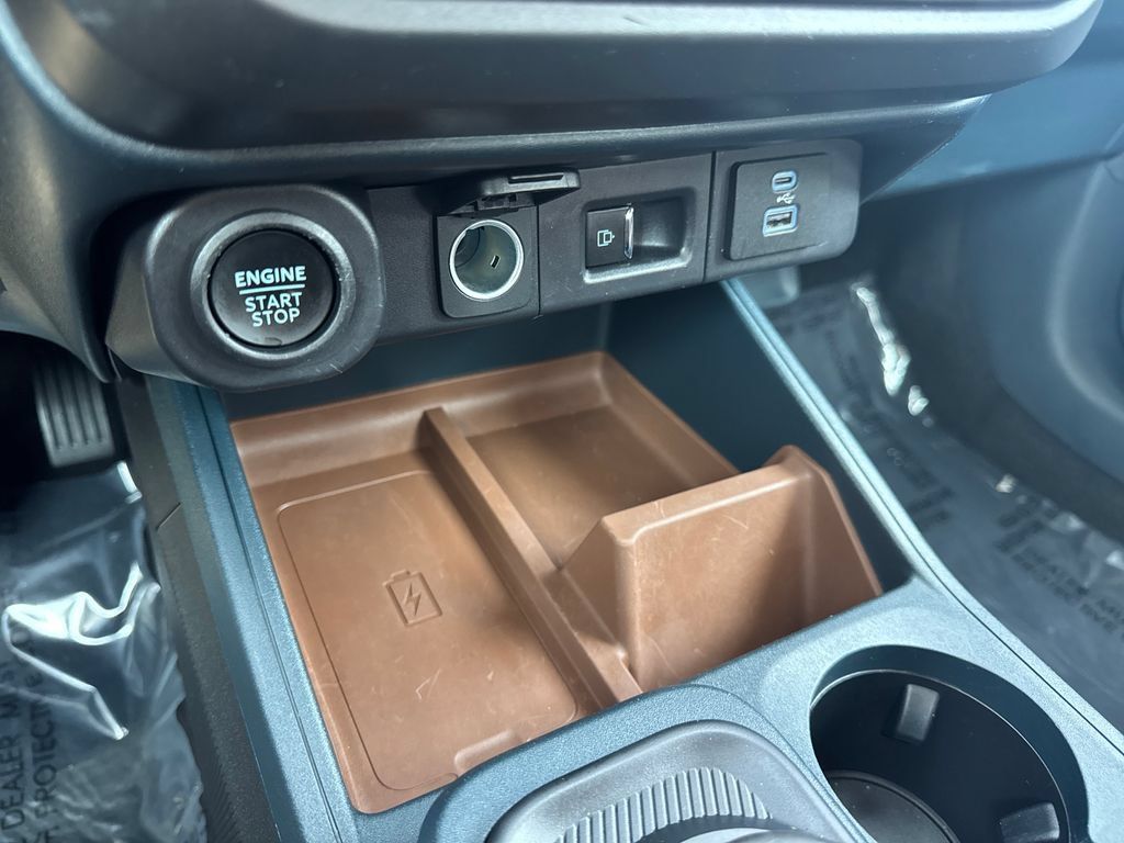 Used 2023 Ford Maverick Lariat w/ Lariat Luxury Package AWD/4WD image 19
