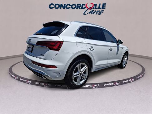 Used 2022 Audi Q5 e Premium AWD/4WD image 6
