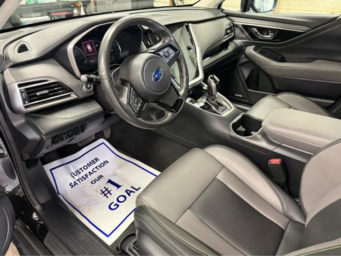 Used 2024 Subaru Outback Onyx Edition AWD/4WD image 9