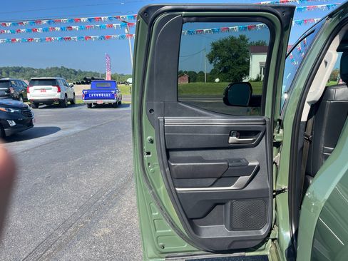 Used 2022 Toyota Tundra Limited image 18