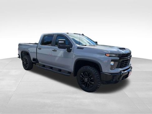 Used 2025 Chevrolet Silverado 2500 Custom w/ Custom Convenience Package AWD/4WD image 1