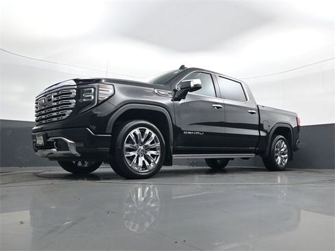Used 2025 GMC Sierra 1500 Denali w/ Denali Reserve Package image 21