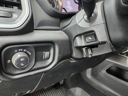 Used 2022 RAM 2500 Big Horn w/ Level C Equiment Group image 48