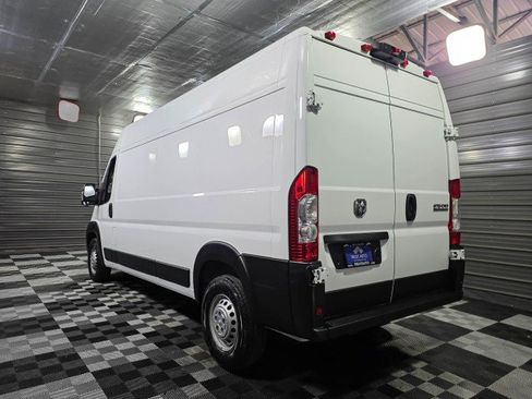 Used 2024 RAM ProMaster 2500 image 7