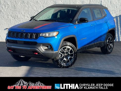 New 2026 Jeep Compass Trailhawk w/ Sun, Sound & Navigation Group image 1