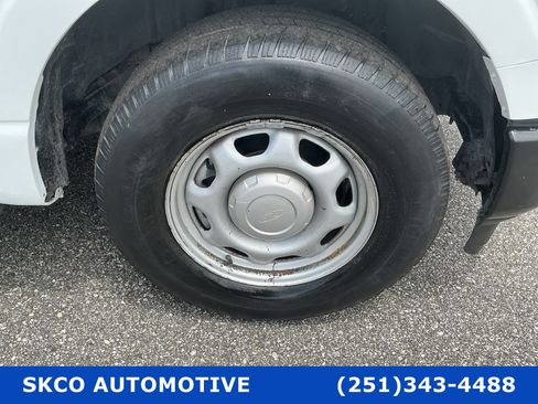 Used 2022 Ford F150 XL w/ Equipment Group 101A High RWD image 9