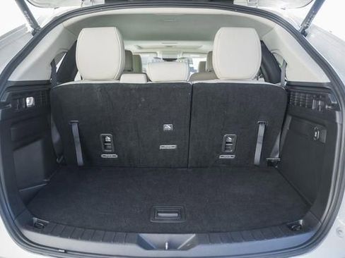 Used 2024 MAZDA CX-90 3.3 Turbo w/ Preferred Package image 10