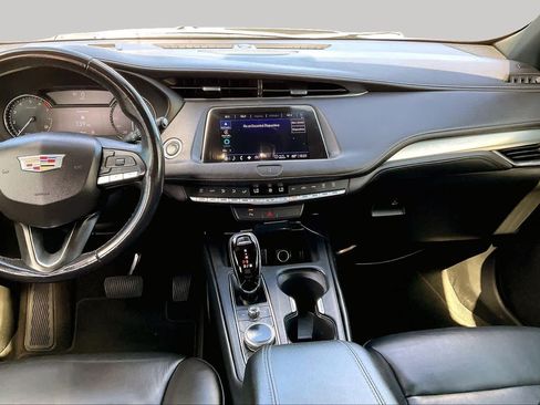 Used 2022 Cadillac XT4 Premium Luxury w/ Safety Alert Package AWD/4WD image 6