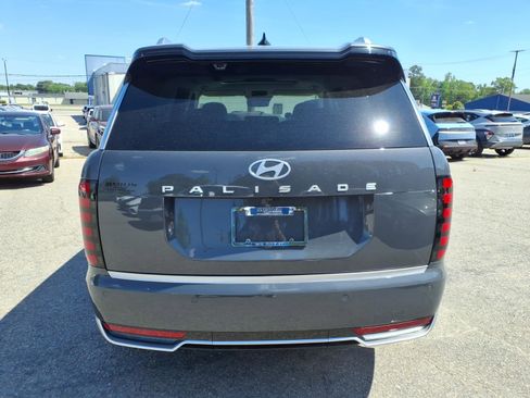 New 2026 Hyundai Palisade Calligraphy FWD image 4