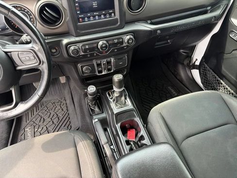 Used 2021 Jeep Wrangler Unlimited Sport AWD/4WD image 28