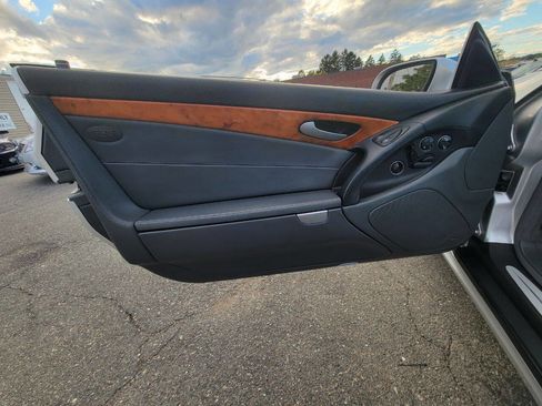 Used 2005 Mercedes-Benz SL 500 image 19